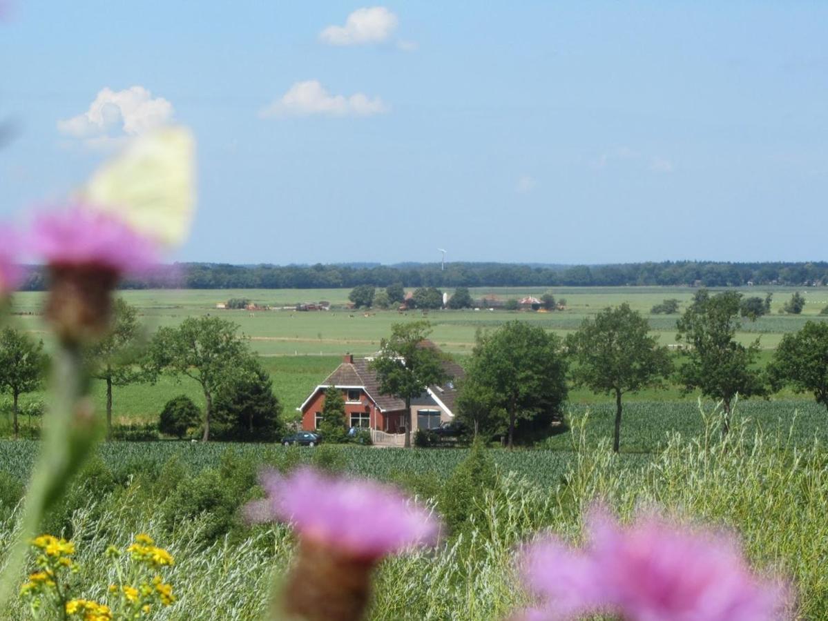Veendijkhoeve Oosterwolde  Exteriör bild