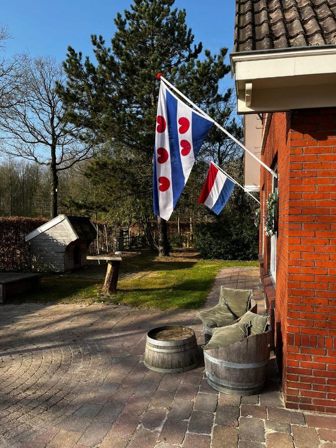 Veendijkhoeve Oosterwolde  Exteriör bild